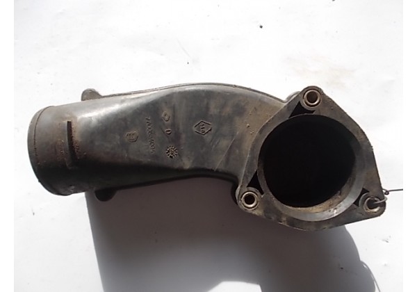повітряний патрубок Renault Safrane 2.2, 7700854004